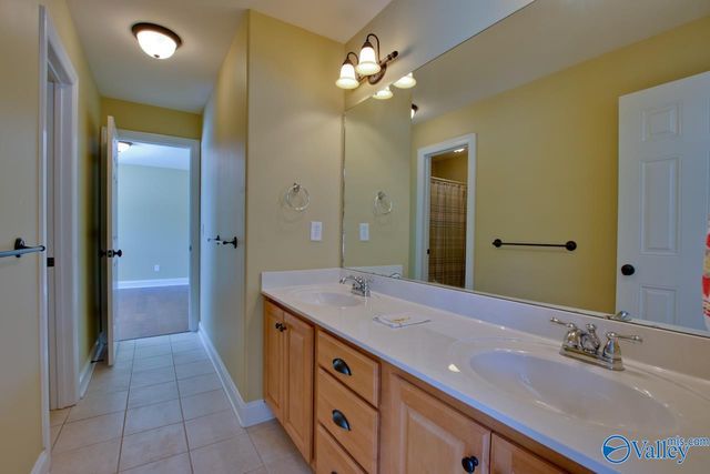 2801 Centerridge Road, Owens Cross Roads, AL 35763