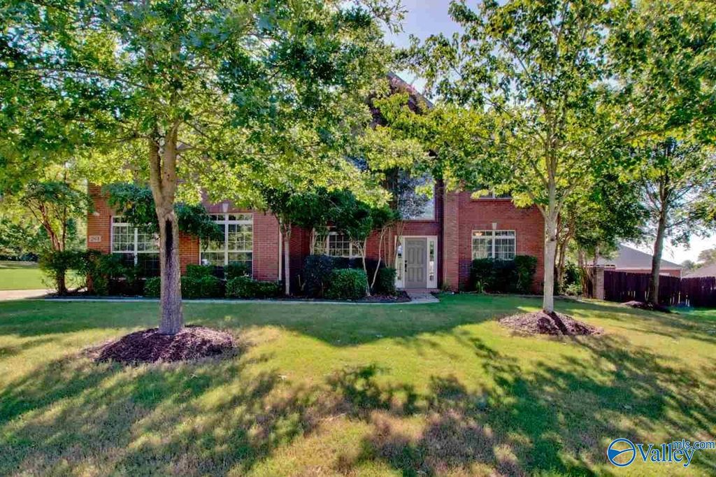 2801 Centerridge Road, Owens Cross Roads, AL 35763