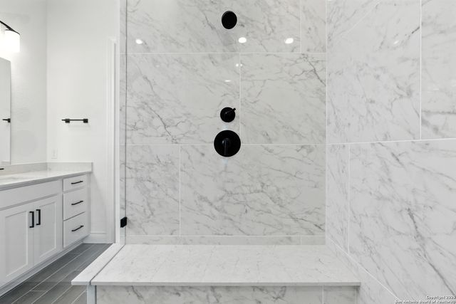 12465 Nazareth, San Antonio, TX 78253