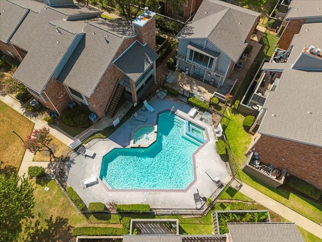 400 Pebble Way 161, Arlington, TX 76006