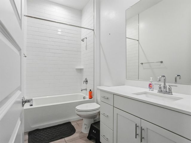 4221 W Carmen Street, Laveen, AZ 85339
