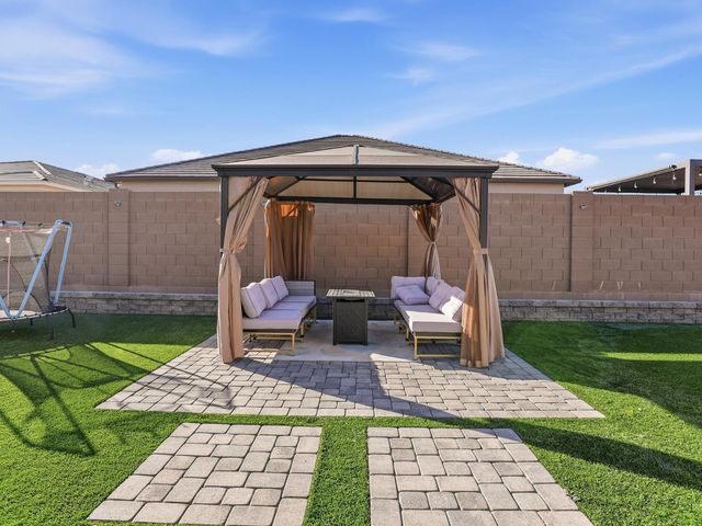 4221 W Carmen Street, Laveen, AZ 85339