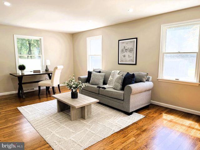 154 RIDGE RD, Southampton, NJ 08088