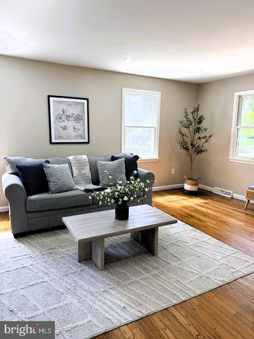 154 RIDGE RD, Southampton, NJ 08088