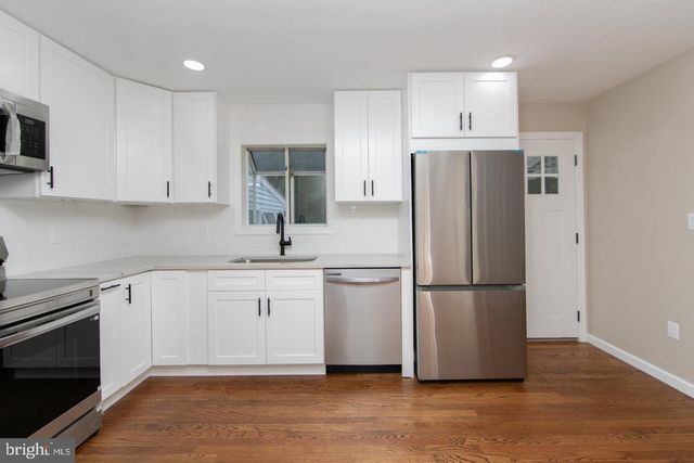 154 RIDGE RD, Southampton, NJ 08088