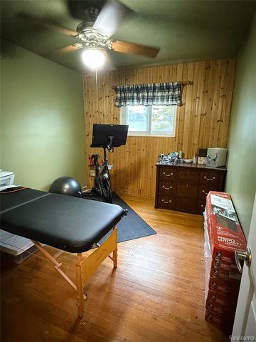 2804 Dunlop Street, Trenton, MI 48183