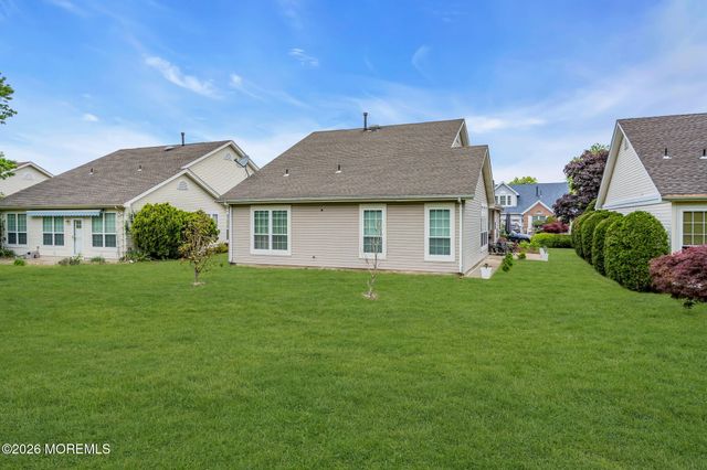 172 Sylvan Lake Boulevard, Bayville, NJ 08721
