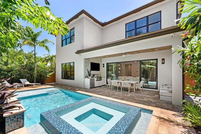 531 41st Street, West Palm Beach, FL 33407