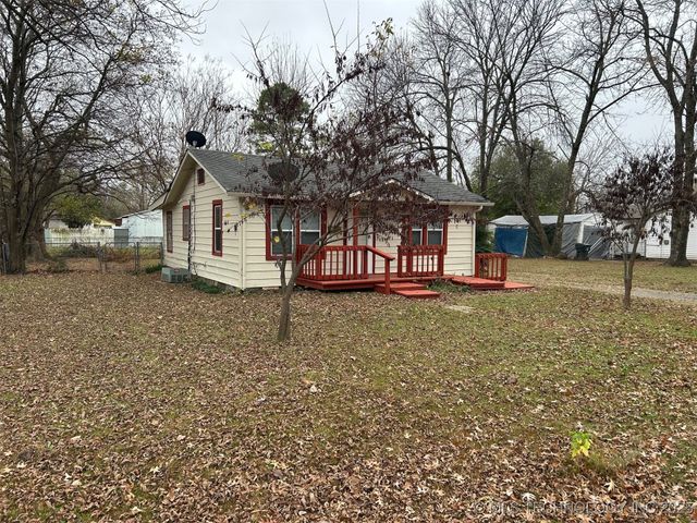 2207 Sallie Street, Muskogee, OK 74403