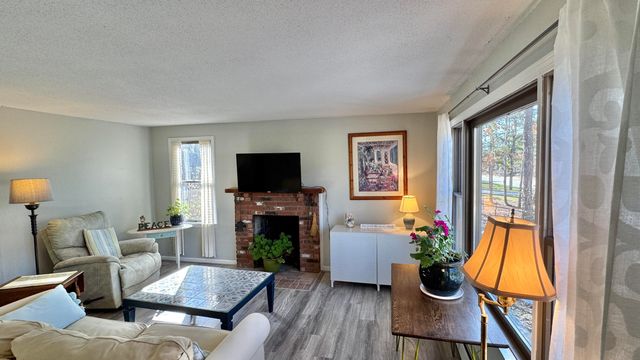 300 Brackett Road, Eastham, MA 02642