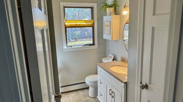 300 Brackett Road, Eastham, MA 02642