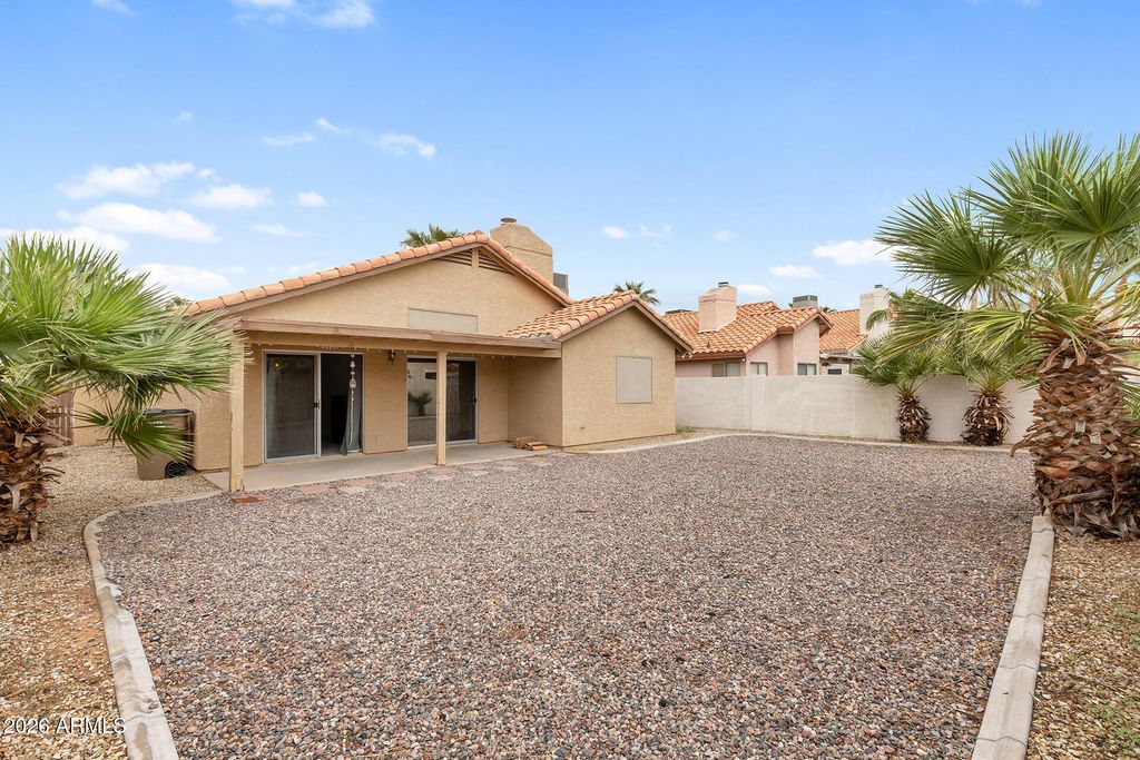 15645 W HILTON Avenue, Goodyear, AZ 85338 — photo 5