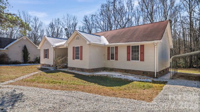 865 N Highway 161 Highway, Clover, SC 29710