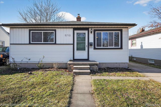5710 Detroit Street, Dearborn Heights, MI 48125