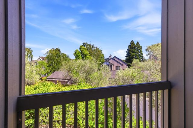 2941 Belmont Woods Way, Belmont, CA 94002
