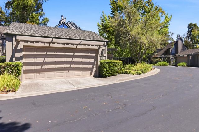 2941 Belmont Woods Way, Belmont, CA 94002