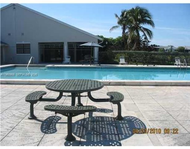 809 Hamilton Dr 809D, Homestead, FL 33034