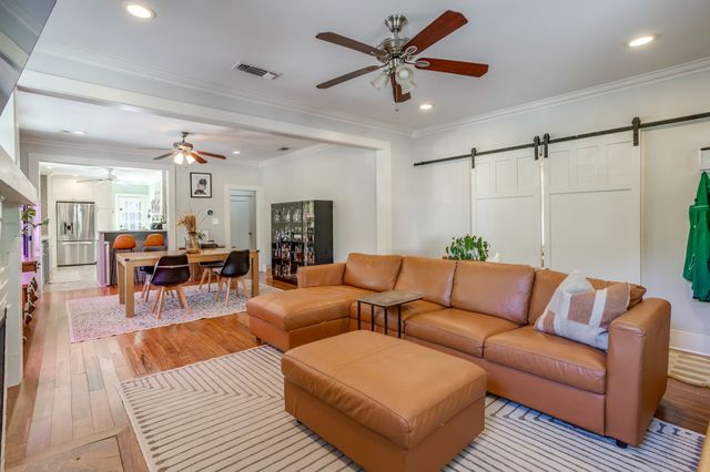 2201 Alston Avenue, Fort Worth, TX 76110