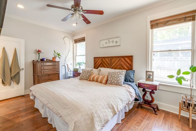 2201 Alston Avenue, Fort Worth, TX 76110