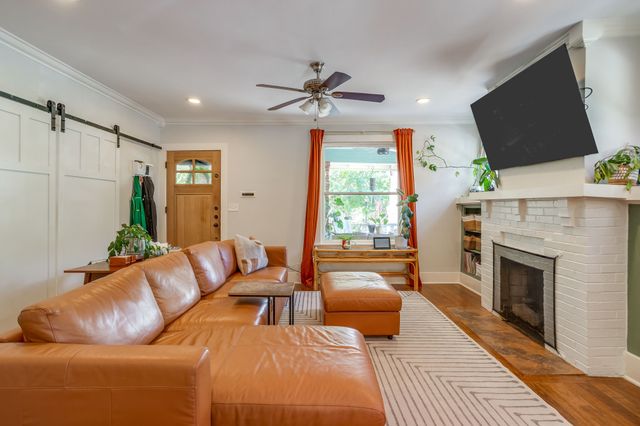 2201 Alston Avenue, Fort Worth, TX 76110