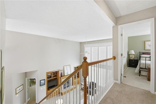 1019 SW Coachlight Court, Lee's Summit, MO 64081