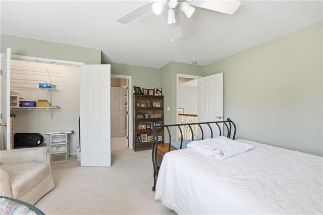 1019 SW Coachlight Court, Lee's Summit, MO 64081