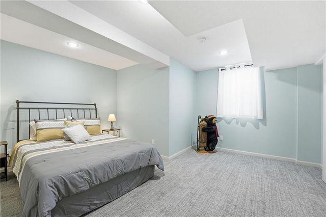 1019 SW Coachlight Court, Lee's Summit, MO 64081