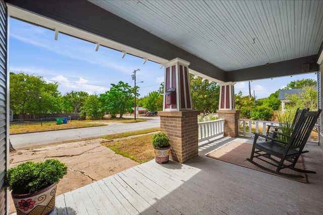 601 Oldham Street, Waxahachie, TX 75165