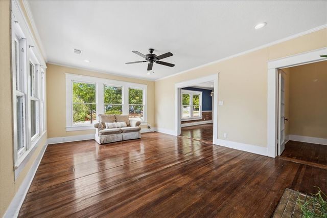 601 Oldham Street, Waxahachie, TX 75165