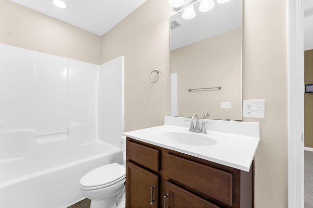 2206 Pimlico Drive, Ridgeville, SC 29472