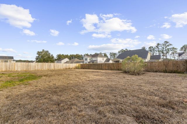 2206 Pimlico Drive, Ridgeville, SC 29472