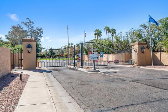 10960 N 67TH Avenue 122, Glendale, AZ 85304