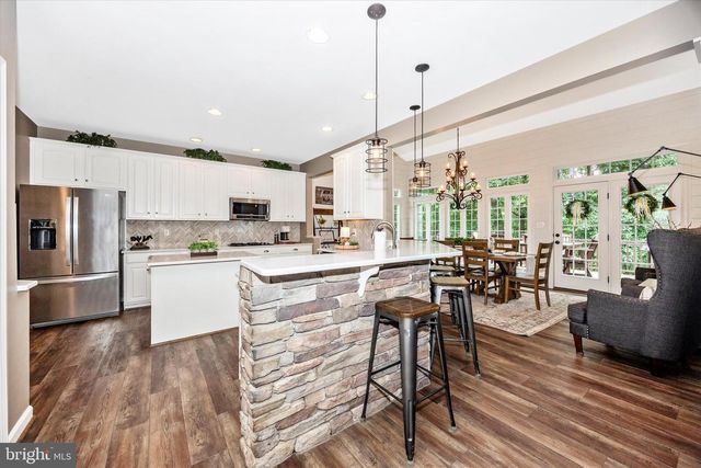 6353 KNOLLWOOD CT, Frederick, MD 21701