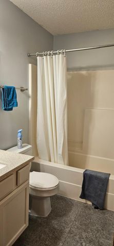 1 Lilac Lane 20, Farmington, MN 55024