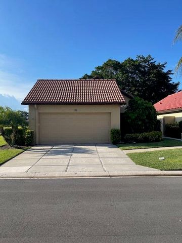 18 Ironwood Way N, Palm Beach Gardens, FL 33418