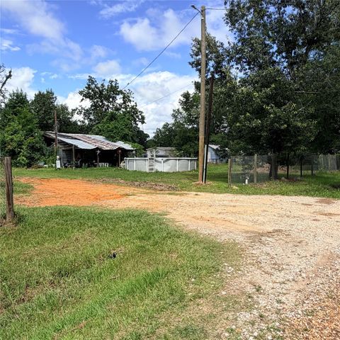 270 Fitzgerald Lane, Livingston, TX 77351