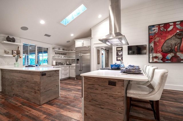 102 Camp Creek Rd S, Inlet Beach, FL 32461