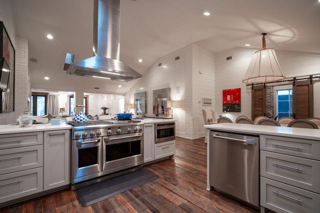 102 Camp Creek Rd S, Inlet Beach, FL 32461