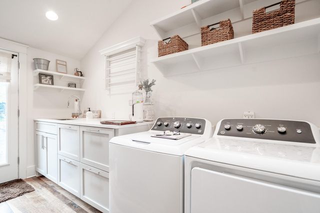 102 Camp Creek Rd S, Inlet Beach, FL 32461