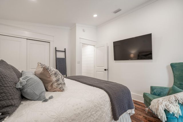 102 Camp Creek Rd S, Inlet Beach, FL 32461