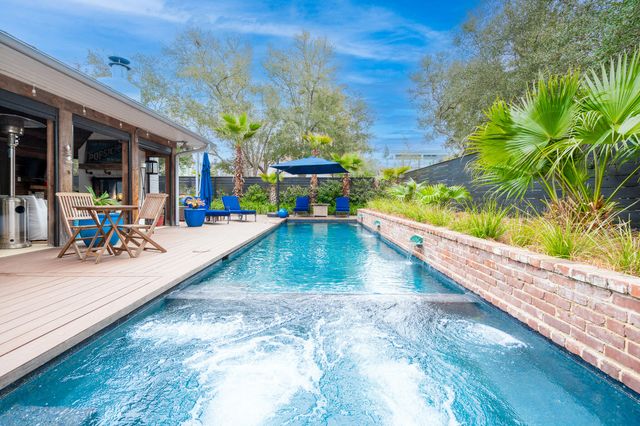 102 Camp Creek Rd S, Inlet Beach, FL 32461