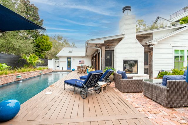 102 Camp Creek Rd S, Inlet Beach, FL 32461