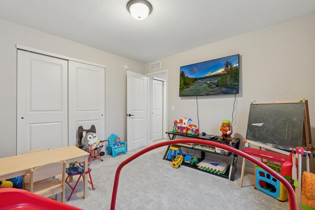 6219 Highland Hills Lane S, Cottage Grove, MN 55016