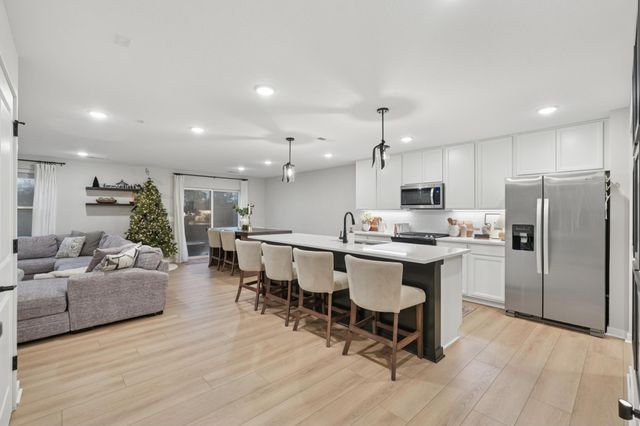 6219 Highland Hills Lane S, Cottage Grove, MN 55016