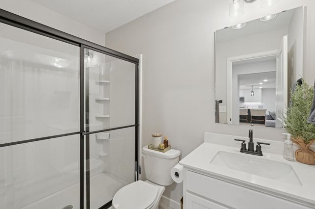 6219 Highland Hills Lane S, Cottage Grove, MN 55016