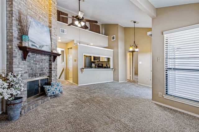 17490 Meandering Way 604, Dallas, TX 75252