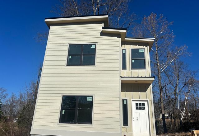 3008 Henderson Avenue NW, Cleveland, TN 37312