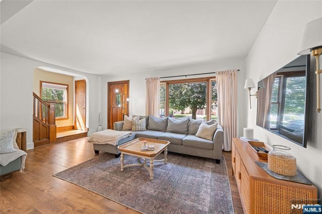 28 Mountain Avenue, Bloomfield, NJ 07003