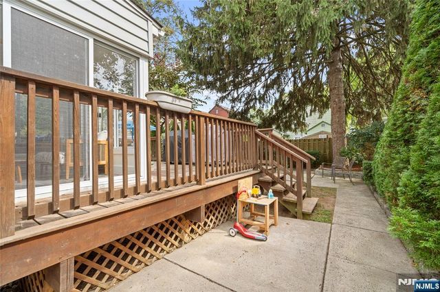 28 Mountain Avenue, Bloomfield, NJ 07003