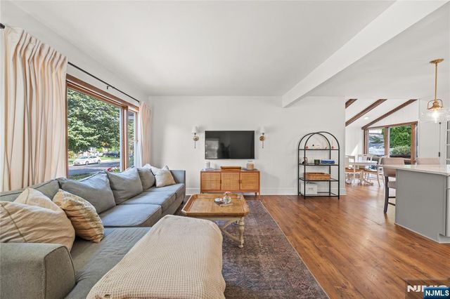28 Mountain Avenue, Bloomfield, NJ 07003